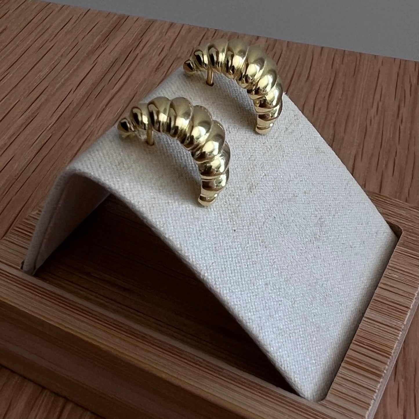 Callie Earrings - Gold